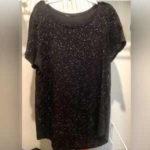 Lululemon Black short sleeve Tee Love crew splattered top. Mostly Black,  XL